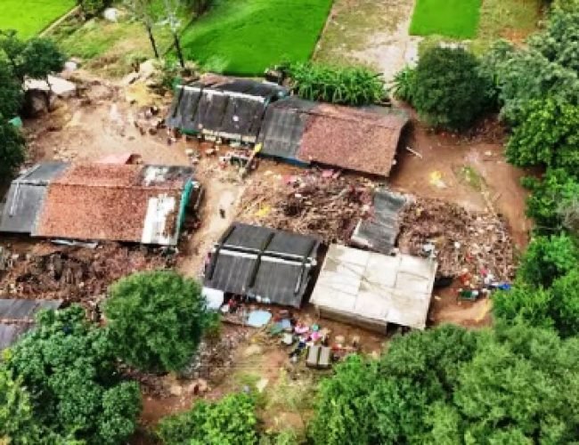 बस्तर में बाढ़ का कहर, 25 मकान ढहने से सैकड़ों लोग बेघर…
