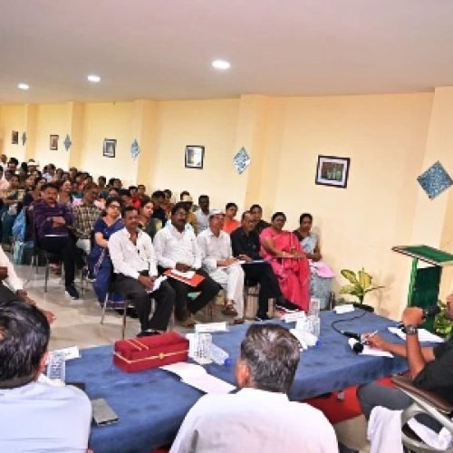 परीक्षा परिणाम सुधार की दिशा में योजनाबद्ध प्रयास आवश्यक — कलेक्टर अबिनाश मिश्रा….