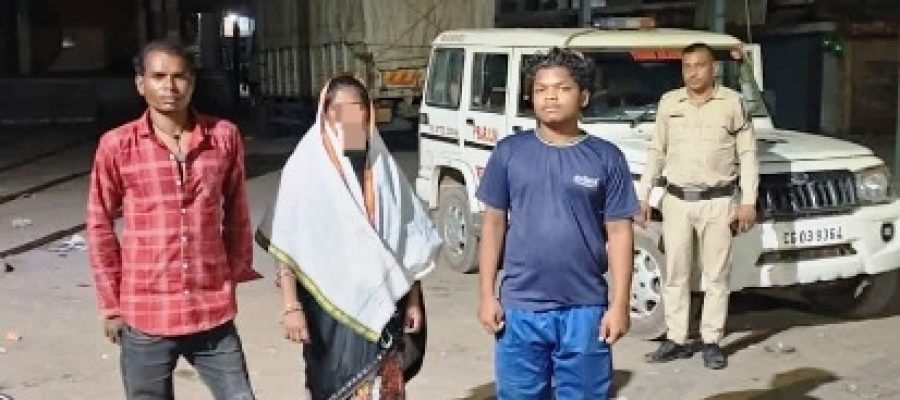 धमतरी पुलिस की संवेदनशील पहल: तीन दिन से भटकी महिला को परिजनों से मिलाया….