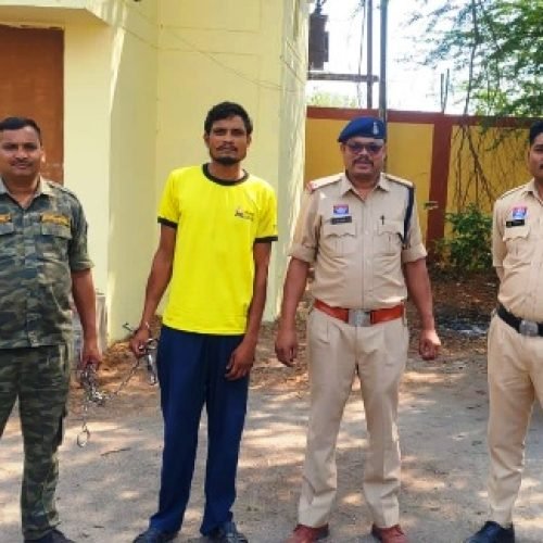 शादी समारोह में लूट का खुलासा: मुख्य आरोपी गिरफ्तार, तीन नाबालिग भी शामिल…