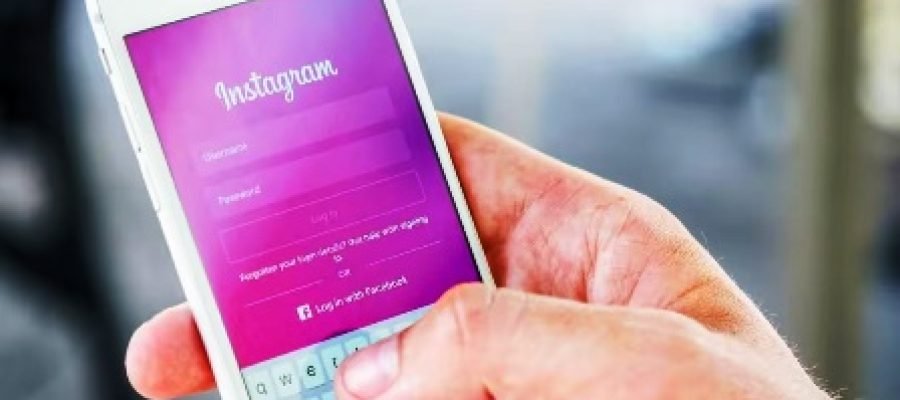Instagram पर लाखों Views चाहिए? पहले समझिए 125 Characters का Viral Formula…