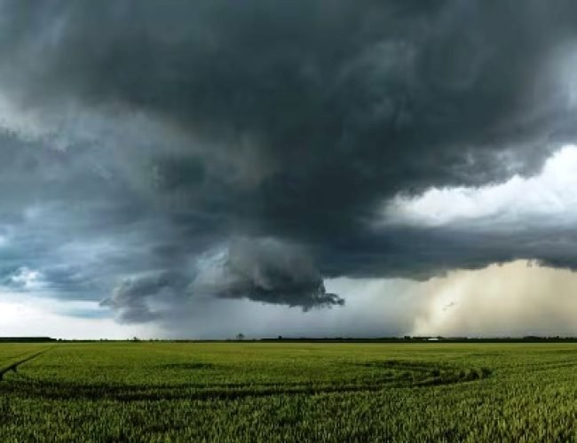 Weather Alert in India: आज से इन राज्यों में परेशान करेगी आंधी-बारिश, तुरंत अलर्ट हो जाएं किसान भाई…