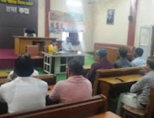 धमतरी नगर निगम में टैक्स वसूली की समीक्षा, आयुक्त ने दिए सख्त निर्देश…