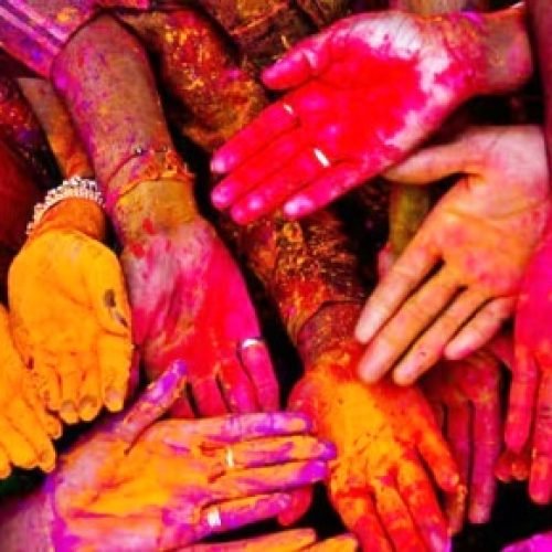 Holi 2026: भारत के अलावा कहां-कहां खेली जाती है होली, देख लीजिए लिस्ट….
