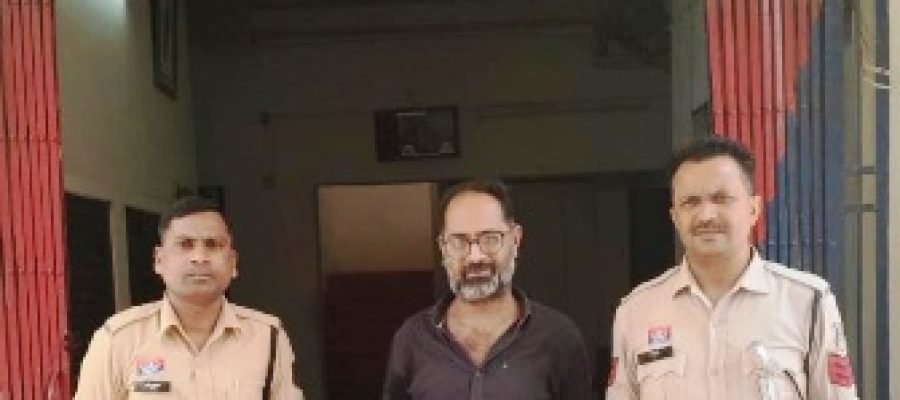 धमतरी: ऑनलाइन IPL सट्टा मामले में पुलिस की बड़ी कार्रवाई, आरोपी गिरफ्तार…