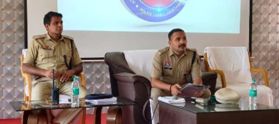 धमतरी पुलिस की आपातकालीन सेवा हुई हाईटेक, 12 नए डायल-112 ईआरवी वाहन होंगे तैनात…