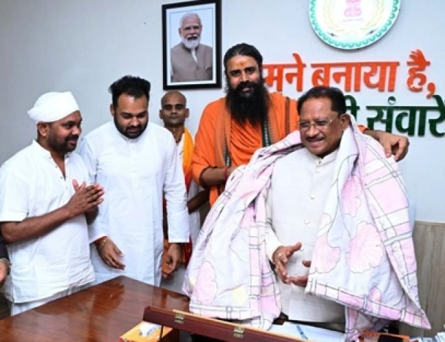 भारतीय ज्ञान परंपरा और आधुनिक शिक्षा के समन्वय की दिशा में बड़ा कदम, संत समाज ने मुख्यमंत्री साय का किया सम्मान…