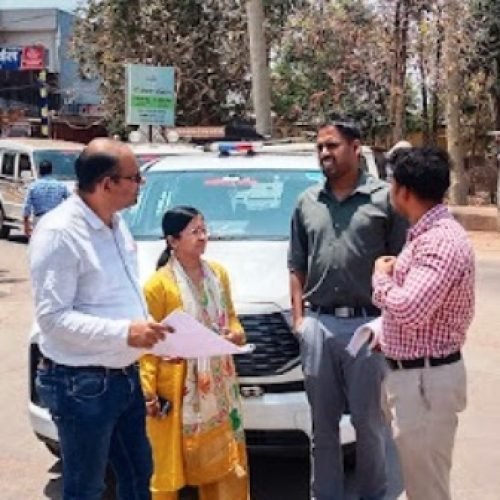 धमतरी में विकास कार्यों को लेकर कलेक्टर का मैदानी निरीक्षण…