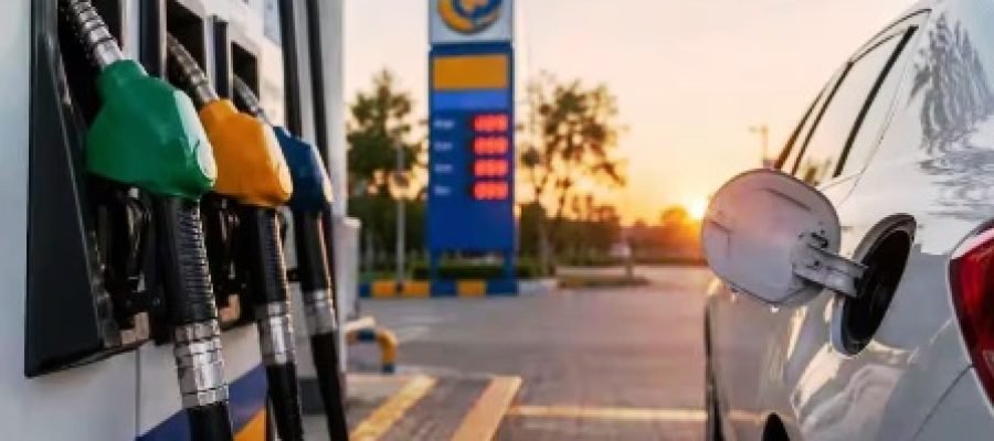 पेट्रोल-डीजल की कीमतों में फिर बढ़ोतरी, 10 दिन में तीसरी बार बढ़े दाम, CNG ने भी दिया झटका…