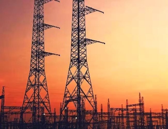 Power Consumption in UP: एक दिन में कितनी बिजली खपा देते हैं यूपी वाले, जानें कितनी है डिमांड?