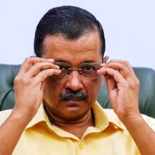 दिल्ली में 9 साल की बच्ची का सूटकेस में मिला शव, भड़के अरविंद केजरीवाल ने अमित शाह से किए सवाल…