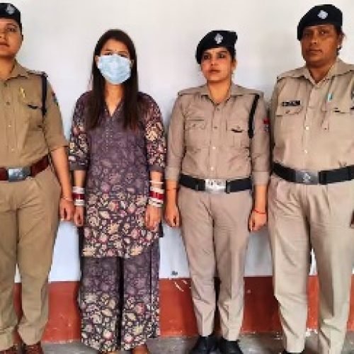 ‘हाथों में मेहंदी और माथे पर सिंदूर…’, उत्तराखंड पुलिस ने लुटेरी दुल्हन को किया गिरफ्तार…