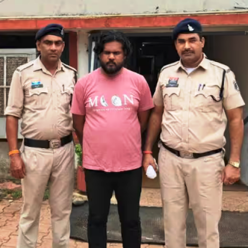 Durg News: तंत्र-मंत्र और शेयर ट्रेडिंग के नाम पर 85 लाख की ठगी, इंदौर से आरोपी गिरफ्तार…