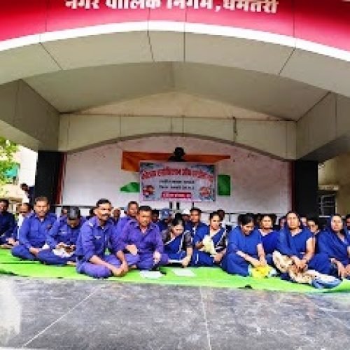 विभिन्न मांगों को लेकर कोटवारों का तहसील स्तर पर प्रदर्शन, मुख्यमंत्री के नाम सौंपा ज्ञापन….
