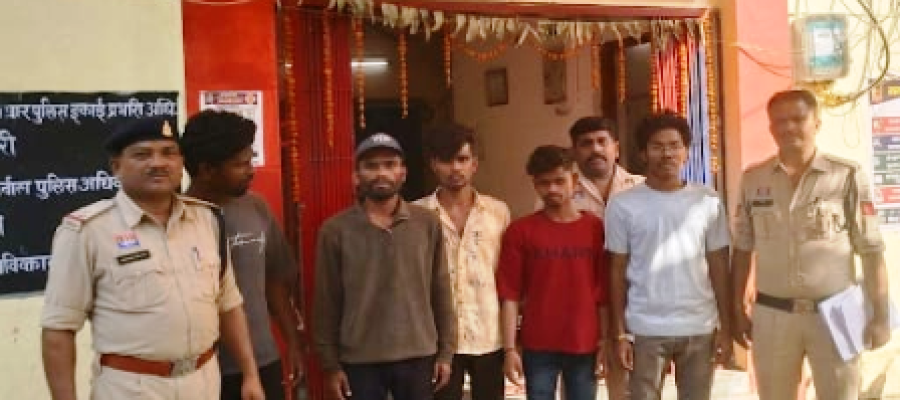 धमतरी के टिकरापारा में घर में घुसकर तलवार-लाठी से हमला, 5 आरोपी गिरफ्तार; जेल भेजे गए…