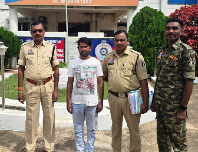 धमतरी पुलिस की बड़ी कार्रवाई: ओडिशा से मध्यप्रदेश गांजा सप्लाई करने वाला मुख्य आरोपी गिरफ्तार…
