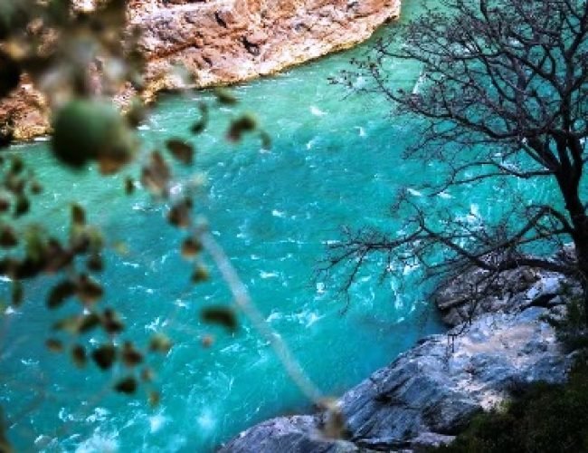 Underground River: जमीन के नीचे बहती है भारत की कौन-सी नदी, जहां कहां-कहां मिलते हैं इसके निशान?
