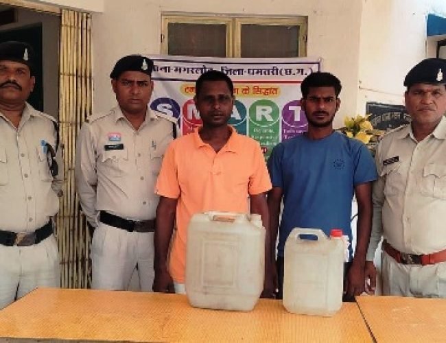 मगरलोड पुलिस की बड़ी कार्रवाई: 20 लीटर कच्ची महुआ शराब के साथ दो आरोपी गिरफ्तार, बाइक जब्त…