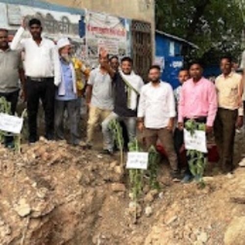 मकई गार्डन का प्रवेश द्वार बंद होने पर कांग्रेस का प्रदर्शन, व्यापारियों ने जताई नाराजगी…