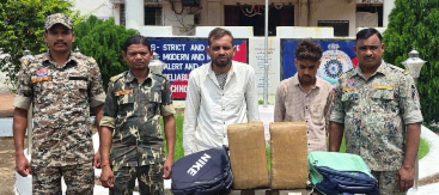 धमतरी पुलिस की बड़ी कार्रवाई: बस से 11.33 किलो गांजा जब्त, दो अंतरराज्यीय तस्कर गिरफ्तार…