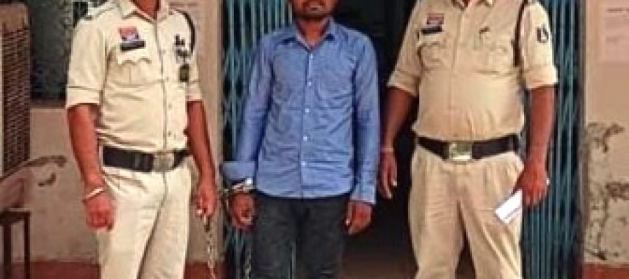 धमतरी एसपी भावना पांडेय ने मीडिया से किया संवाद, कानून-व्यवस्था और बेसिक पुलिसिंग को लेकर मांगे सुझाव…