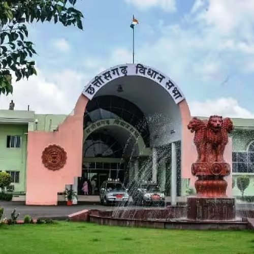 छत्तीसगढ़ विधानसभा मानसून सत्र: सरकार और विपक्ष आमने-सामने, खाद-बीज और वेदांता हादसे पर हंगामा…