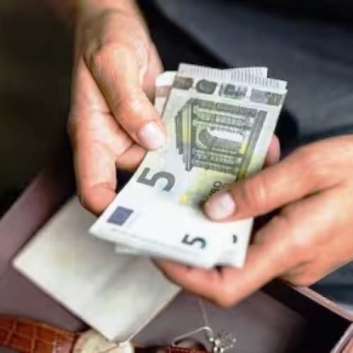 Ireland Currency: आयरलैंड में कौन सी करेंसी चलती है, वहां भारत के 10000 रुपये कितने हो जाएंगे?