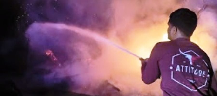 धमतरी: पुरानी मंडी के पीछे पंचर दुकान में भीषण आग, डेढ़ लाख से अधिक का नुकसान; आगजनी की आशंका…