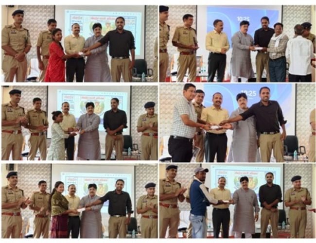 धमतरी पुलिस ने लौटाए 151 गुम मोबाइल, लोगों के चेहरों पर आई मुस्कान…