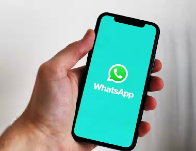 WhatsApp ने बदला Teen Account का सिस्टम! ऐसे काम करेगा पैरेंटल कंट्रोल…