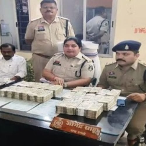 धमतरी: बालोद के व्यापारी की कार से 65 लाख रुपए नकद बरामद, पुलिस और आयकर विभाग जांच में जुटे…