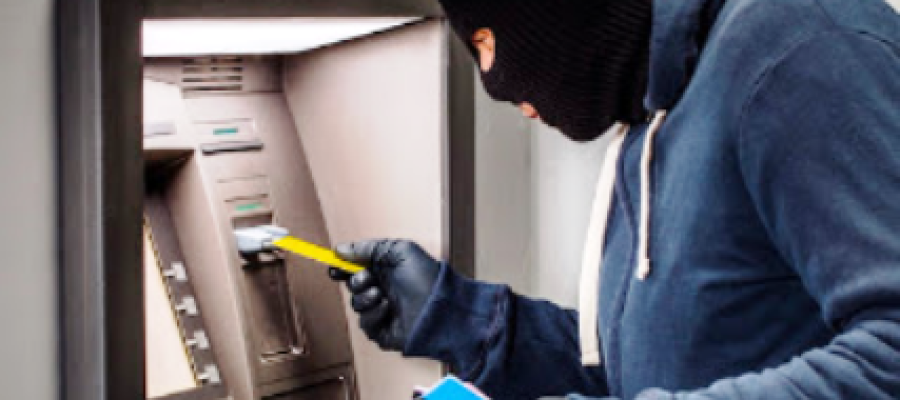 धमतरी में ATM कार्ड बदलकर 90,500 रुपये की ठगी, कार्ड बंद कराने के बाद भी खाते से निकले 20,500 रुपये…