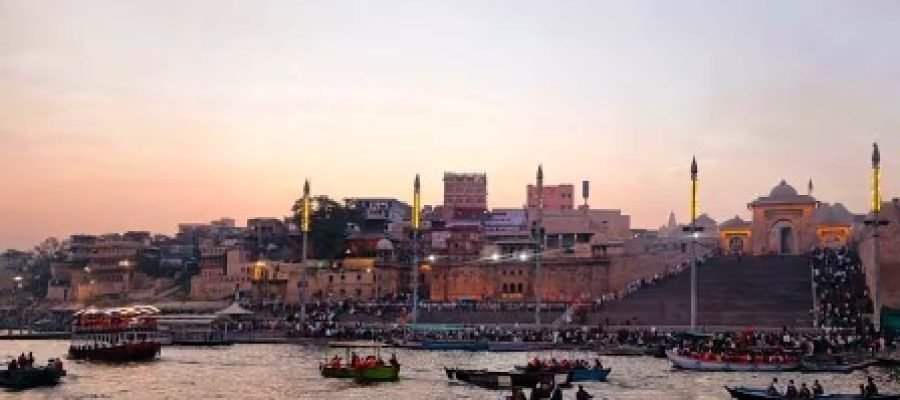 Religious Cities Around The World: धार्मिक ग्रंथों में दुनिया के किन शहरों का लिखा गया है नाम, क्या है इसके पीछे की वजह?