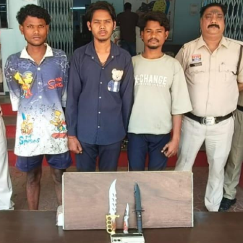 दशहरा से पहले धमतरी पुलिस की कार्रवाई, सार्वजनिक स्थानों पर चाकू लहराने वाले 3 आरोपी गिरफ्तार…