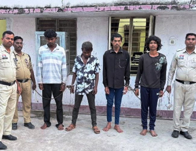 धमतरी के मुजगहन हत्याकांड का पुलिस ने किया खुलासा, चार आरोपी गिरफ्तार…