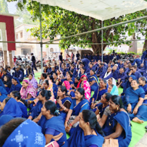 धमतरी: चार सूत्रीय मांगों को लेकर कोटवारों का गांधी मैदान में एक दिवसीय धरना, नियमितीकरण सहित 15 हजार मानदेय की मांग…