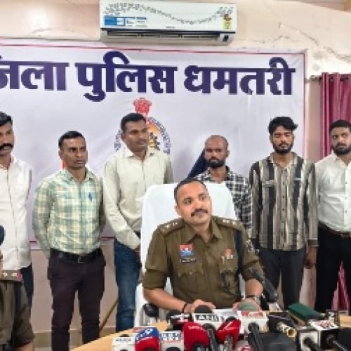 धमतरी पुलिस द्वारा बरड़िया ज्वेलर्स लूटकांड के दो आरोपियों की गिरफ्तारी…