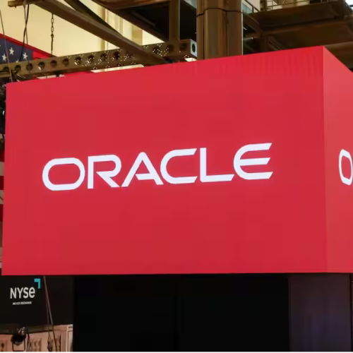 टेक सेक्टर में फिर छंटनी का बड़ा झटका! Oracle में 3,000 नौकरियां संकट में, जानें कारण…
