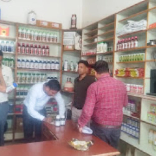उर्वरक-कीटनाशक विक्रेताओं पर कृषि विभाग की कार्रवाई, एक का लाइसेंस निलंबित…