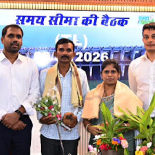 धमतरी के तीन शिक्षकों की पहल ने बदली सरकारी स्कूलों की तस्वीर, कलेक्टर ने किया सम्मान…