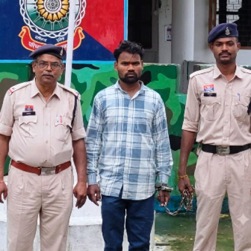 तीन साल से फरार दुष्कर्म व पॉक्सो एक्ट का स्थायी वारंटी गरियाबंद से गिरफ्तार…