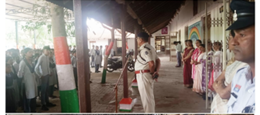 धमतरी पुलिस ने विद्यार्थियों को सिखाए सड़क सुरक्षा के गुर, साइबर फ्रॉड और नए कानूनों की भी दी जानकारी…