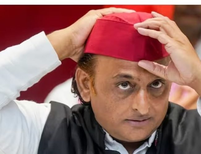अमेरिका को पीएम मोदी के जवाब पर अखिलेश यादव का पलटवार, कहा- 10 साल पहले भी…