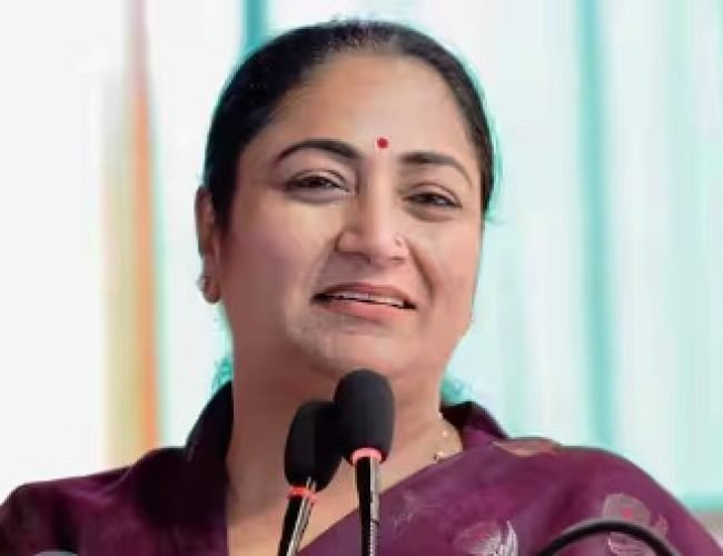 दिल्ली में स्वास्थ्य क्रांति, CM रेखा गुप्ता ने दी बड़ी सौगात, हर महीने खुलेंगे 100 आयुष्मान आरोग्य मंदिर…