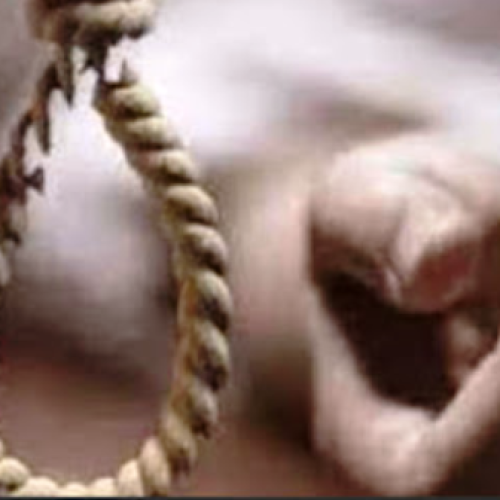 8वीं कक्षा के छात्र ने फांसी लगाकर की खुदकुशी, कसडोल से धमतरी आया था पढ़ाई करने…