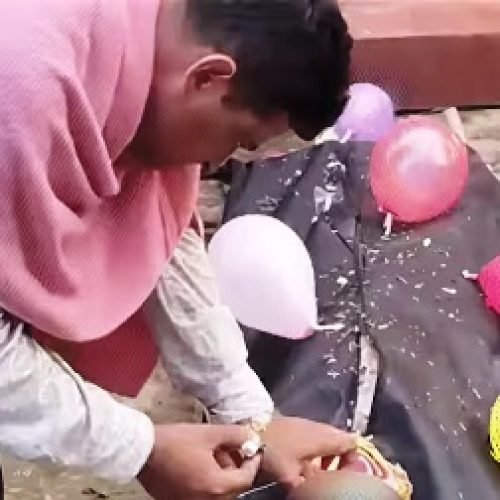 चिता पर रखने से पहले मनाया बिटिया का जन्मदिन, अंतिम संस्कार से पहले काटा केक, जिसने देखा रो दिया…