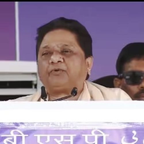 आजम खान के परिवार से मुलाकात का मायावती ने बताया सच, मंच से बोलीं बसपा चीफ- कोई मीटिंग नहीं हुई…