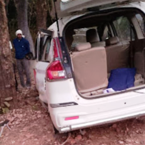 फेयरवेल के बाद पिकनिक पर निकले छात्र हादसे का शिकार, कार दुर्घटनाग्रस्त…