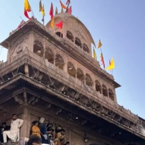 बांके बिहारी मंदिर कॉरिडोर के लिए जल्द शुरू होगा भूमि अधिग्रहण, 12 सदस्यीय उप समिति गठित…