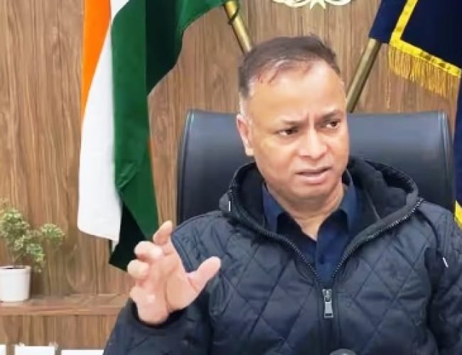डिजिटल अरेस्ट पीड़ित बनकर थाना पहुंचे हरियाणा के DGP, अंदर पहुंचते ही जो हुआ… सब हैरान…